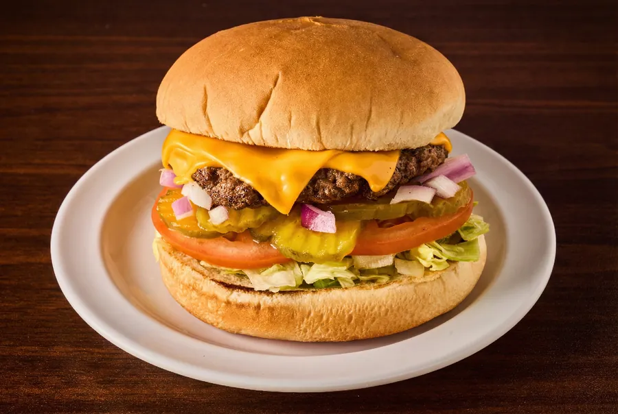 Classic Cheeseburger